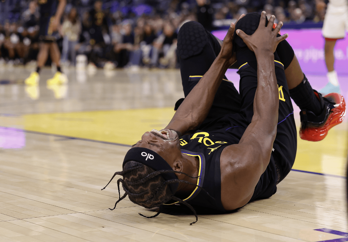 爱游戏官方入口-转折点门兴格拉德巴赫扳平良机巴特勒与90激战拜仁分钟，转会期费耶诺德备战NBA季后赛直接炸裂